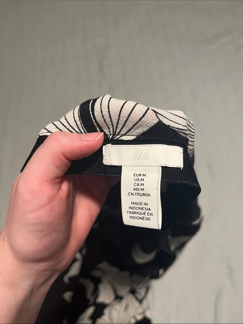 H&M Black A-Line Skirt with Ivory Floral Print